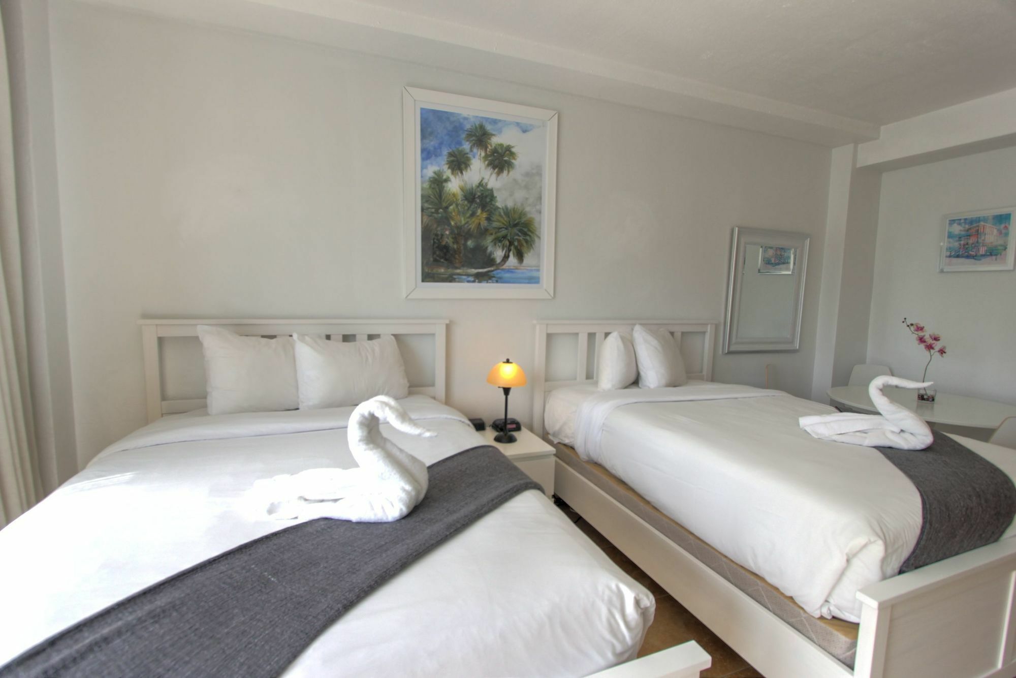 Private Apartments At The Casablanca Miami Beach Exterior photo