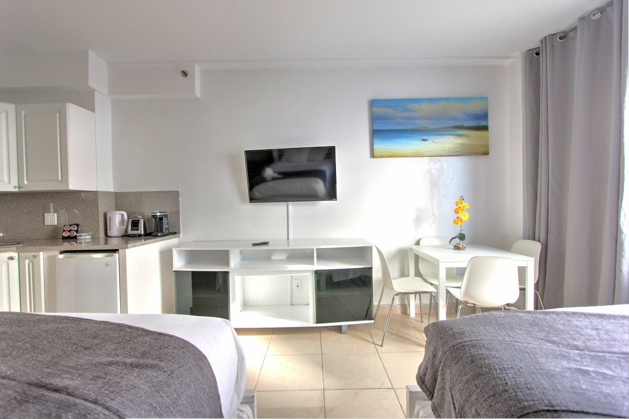 Private Apartments At The Casablanca Miami Beach Exterior photo